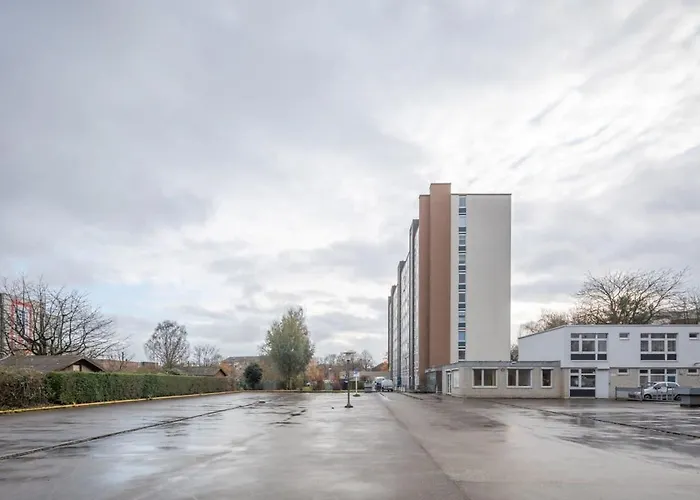Beautiful 2 Bedroom Apartment Incl Parking Hamburg